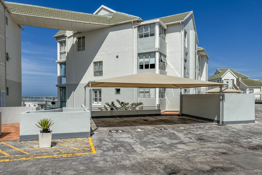 2 Bedroom Property for Sale in Summerstrand Eastern Cape